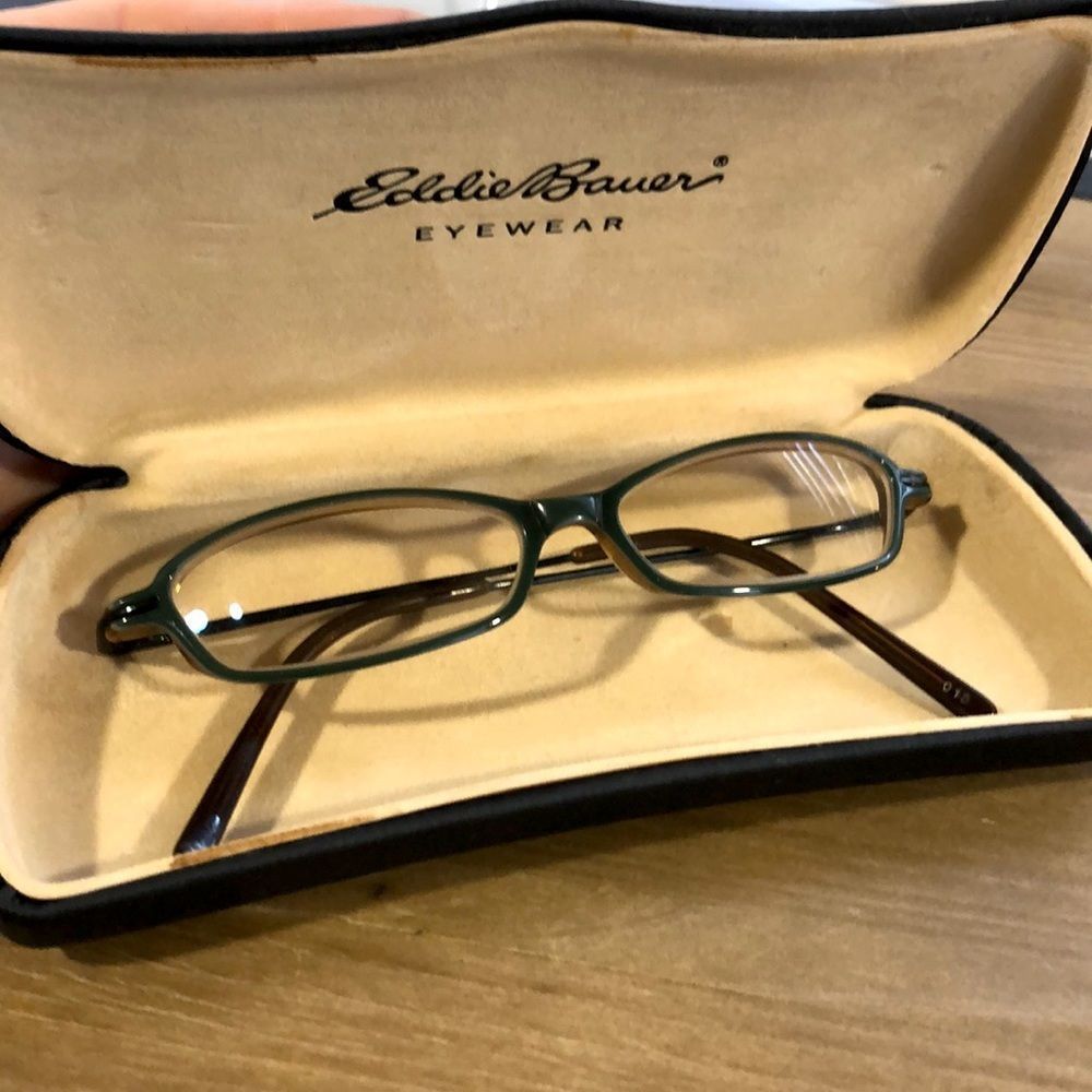 Eyeglasses